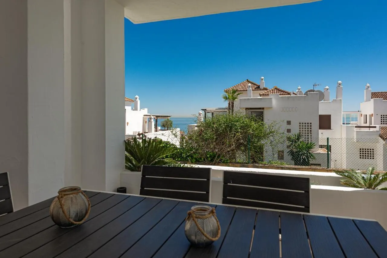Διαμέρισμα 2149-Amazing Groundfloor 3 Bedrooms On Golf, Pools Alcaidesa Ισπανία