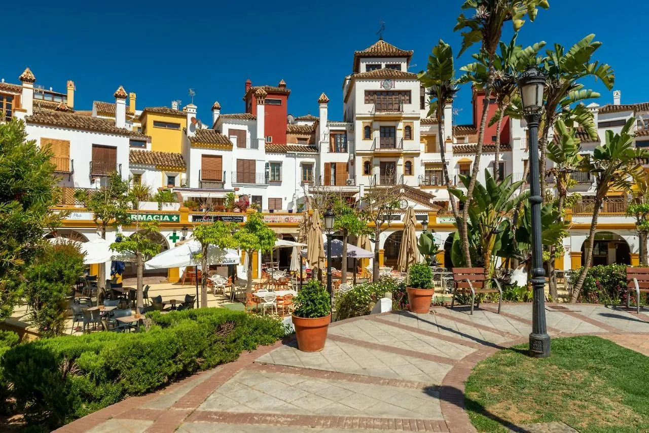 2149-Amazing Groundfloor 3 Bedrooms On Golf, Pools Alcaidesa